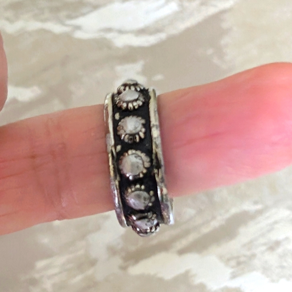 SILVER UNIQUE ENGRAVE DESIGN WOMEN'S RING